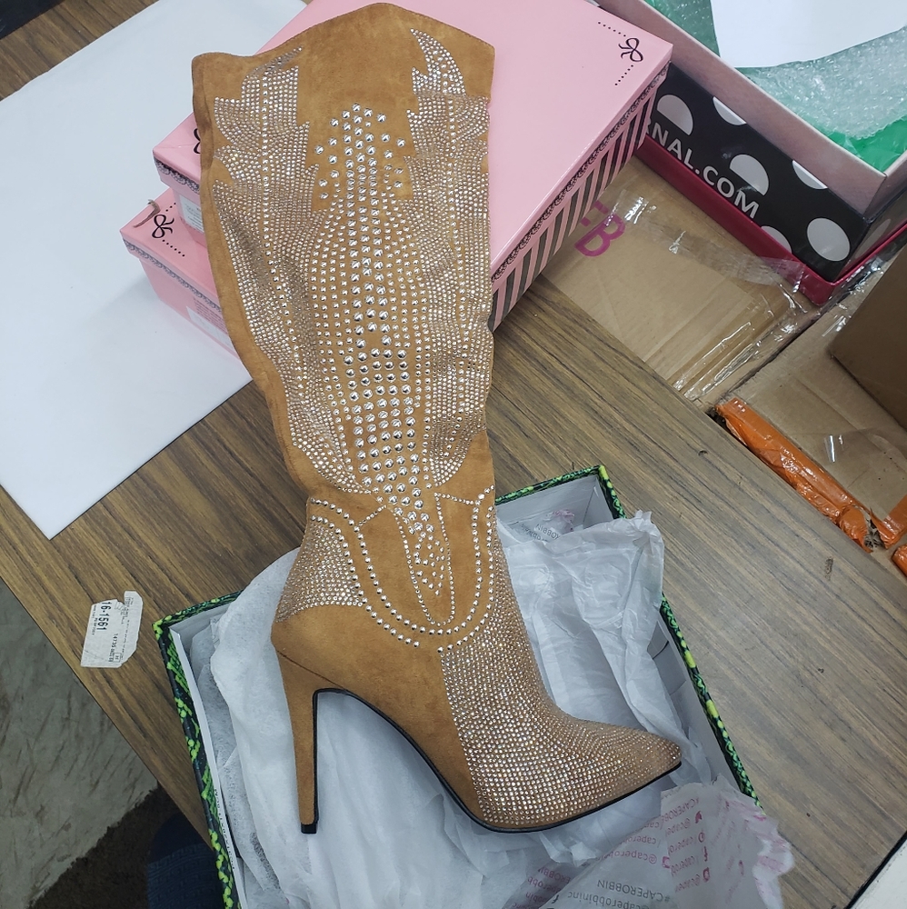 Tan Western Knee High Sexy Boots Studs & Stones - Picture 10 of 10